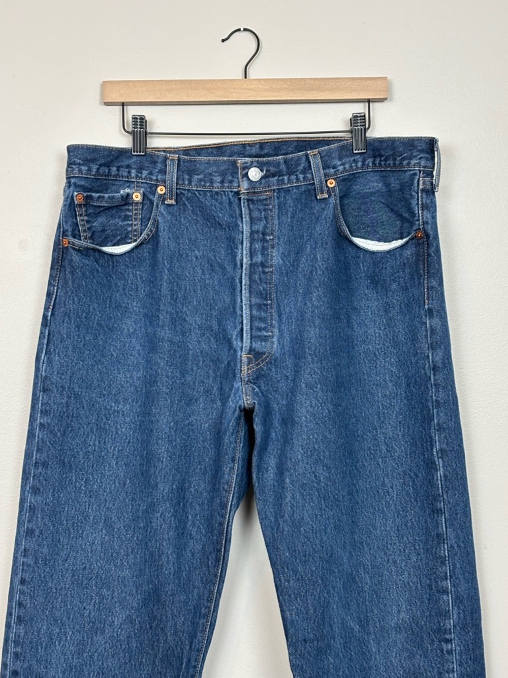 Levis Jeans Men 37x35.5 Blue 501 Straight Leg Dark Wash Button Fly Cotton Denim‎ - Picture 2 of 10